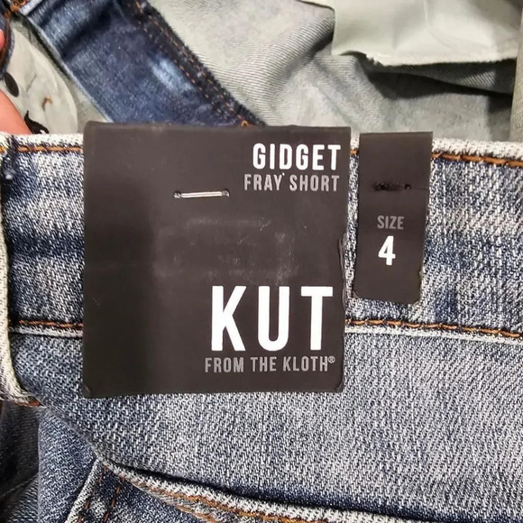 Kut from the Kloth Women's Size 4 Blue Gidget Fray Short - Picture 3 of 8
